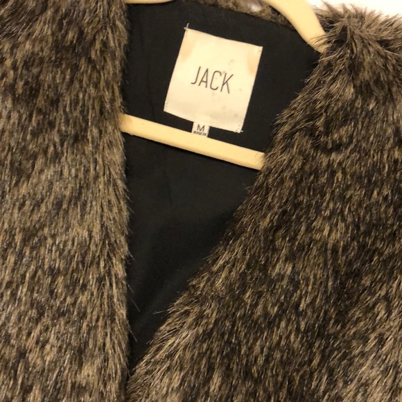 Jack Faux Fur Vest - Picture 2 of 2